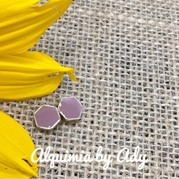 Mauve cloisonné enamel stud gold earrings - Picture 1 of 1
